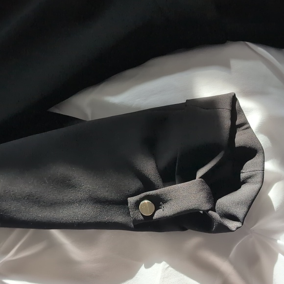 Blazer with roll up sleeves - Picture 9 of 12